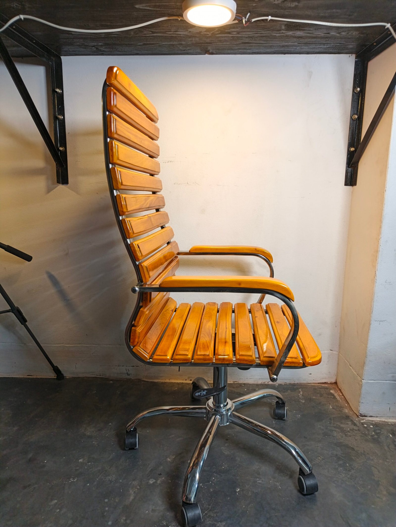 Mehguni wooden Chair - Image 3